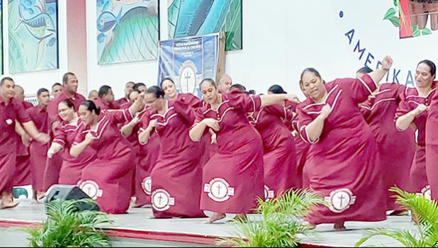 Kanana Fou entertainers during 40th anniversary celebration