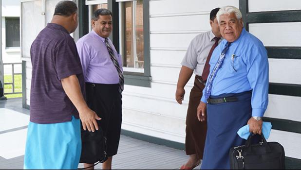 Some of the CCCAS elders, with Chairman Rev. Elder Mamoe Eveni Jr. (right) during court proceedings between the CCCAS and Secretary General Rev. Amaama Tofaeono in June 2017.  [SN fie photo]
