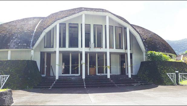The now closed Fono building awaiting demolition. [SN file photo]