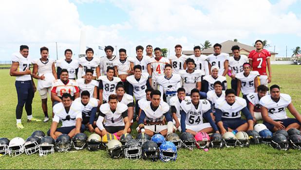  The Nu’uuli Vocational Technical HS Wildcats Varsity Football Team. More photos in preview slideshow. [photo: TG]