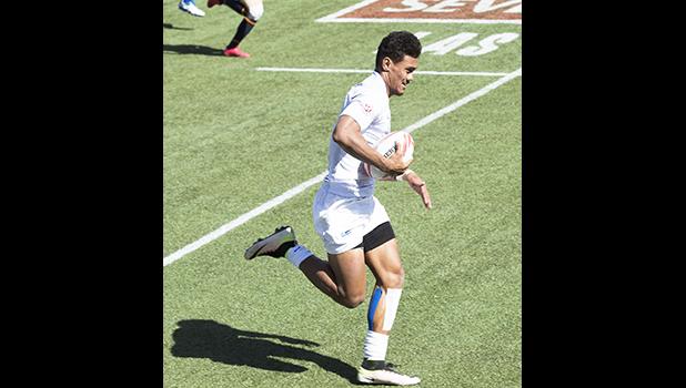 Joe Perez making a break against Scotland. [photo: Joe Hamby]