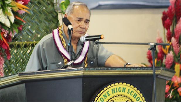 Governor Lolo Matalasi Moliga giving motivational special remarks to the Class of 2017 Leone Lions — “look back and give thanks then move forward,” he advised.  [photo: EM]