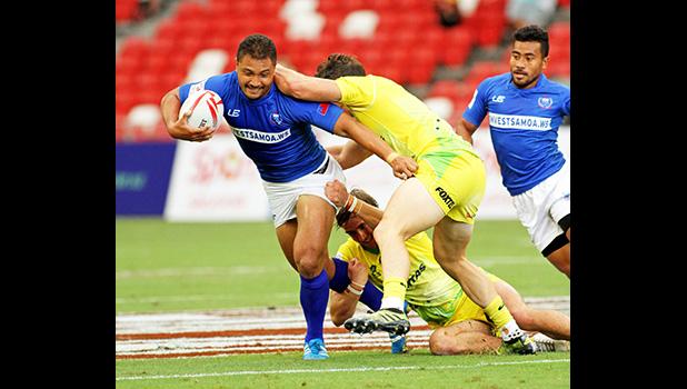 Singapore Sevens, Day 1, National Stadium, Singapore.  [Photo: Barry Markowitz]