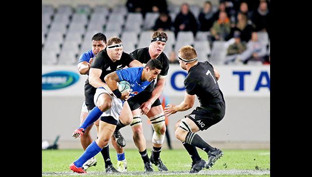 As evident by the score, after the first 15 minutes of the first half, Manu Samoa could not offensively challenge the All Blacks.  The New Zealand All Blacks defeated Manu Samoa 15s 78-0 at Eden Park, Auckland, New Zealand.   [Photo: Barry Markowitz]