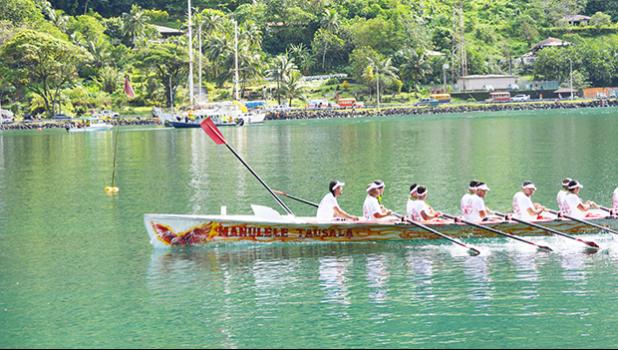 Le Sa o le Manulele Tausala I mai le afioaga i Nu’uuli lea ua toe sola fo’i ma le siamupini o tuuga fautasi o le fu’a o lenei tausaga. [ata AF]