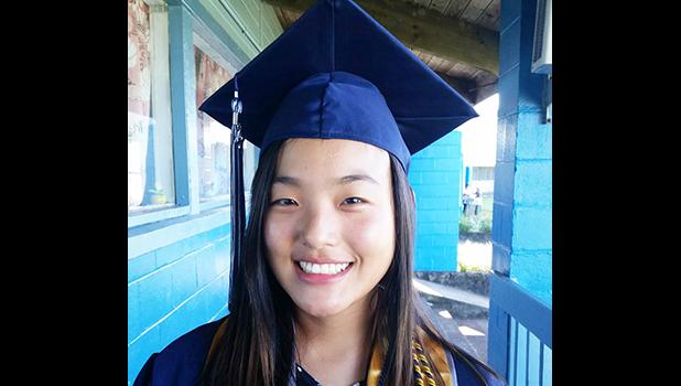 Valedictorian Ji Hyun Oh [photo: Blue Chen-Fruean] 