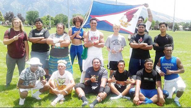 O se va'aiga i le vasega o le fanau na suia Amerika Samoa ina ia a'oa'oina ma koleni fa'apitoa i le tomai e ta'a'alo ai i le FOOTBALL i le summer o le 2016. Agiagia fo'i le tagavai a Amerika Samoa i ana tama fanau sa masi'i e sailimanu. E to'a lima i latou na o atu ua fa'atasi mai ma nisi o i latou sa latou koleni fa'atasi, mai Tonga ma Hawaii nisi ae maise Samoa.  [ata: foa'i]
