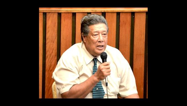 Le sui o le Ofisa o Mataupu Tau Samoa, le afioga ia Vui i le taimi na molimau ai i luma o le maota o sui i le taeao nei.  [ata AF]