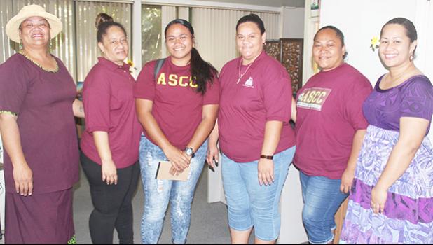 [l-r] Mona A. Pati along with four-students — Tumuatasi Lefatia, Marjorie Su'a, Avea Roache, and Iemaima Mea'ole
