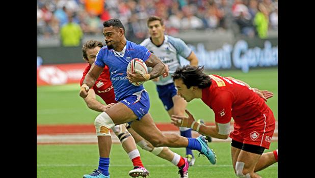 David Afamasaga was the dominant second half force, as he scored his second try in Manu Samoa's 21-15 victory over Canada at the Canada 7s, Day 2, BC Place, Vancouver, British Columbia, Canada.  Unfortunately Manu Samoa did not make it to the quarter finals. [Photo: Barry Markowitz]