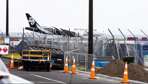 Air New Zealand's flight NZ1942 touches down on kiwi soil.