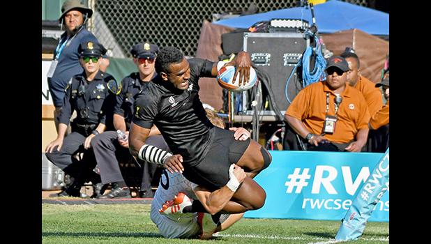 All Blacks Joe Ravouvou scores a 2nd half try