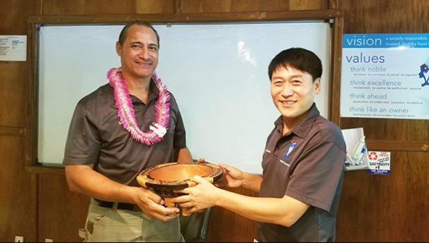 StarKist Samoa General Manager Jason Kim (right) with Taotasi Archie Soliai,
