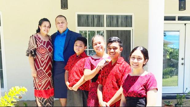 Chuck Leoto with his family