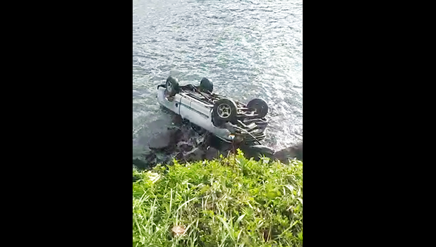 vehicle upside down in the sami