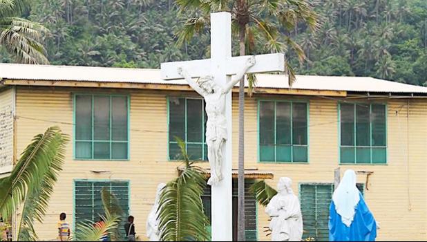 statue of Christ on the cross