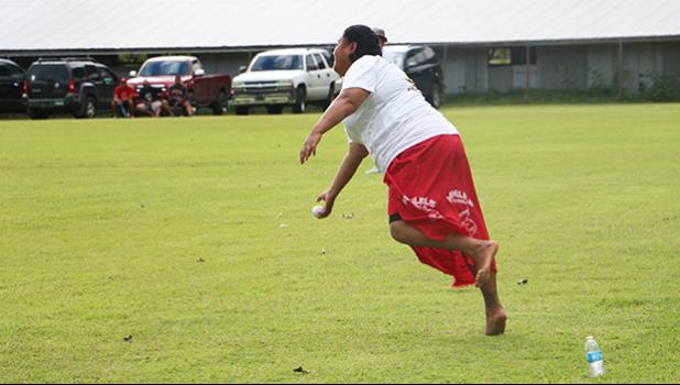 O le capo latou e le fa’avaivai fo’i teine o le Manulele Tausala…matua fealofani lima ma polo. [ata: THA]