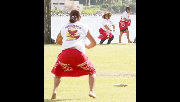 O se vaaiga i le laulautaimi a tama’ita’i o le Birdie e le fa’avaivai pe a o’o ina maua se polo sapo lelei. [ata: THA]