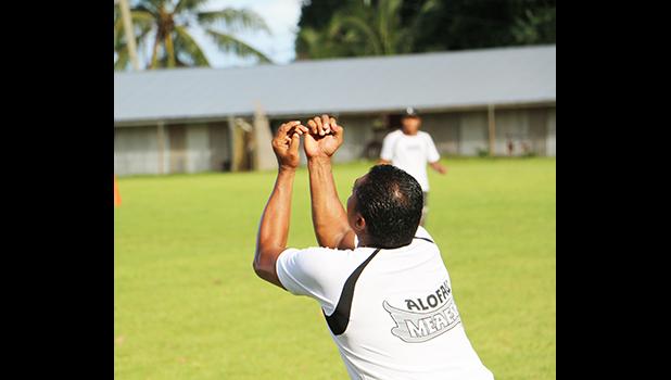Matua’i opo faalelei aao o lenei alii taalo a le Meaese mai Alofau i le sapoina o le polo.  [ata:  THA]