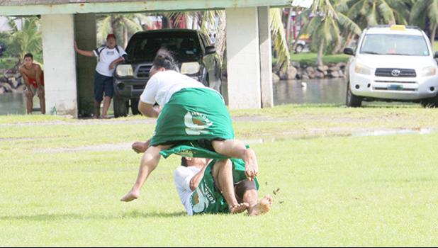 Maoa’e taumafaiga a tama ta’aalo i ta’aloga o lo’o fa’agasolo nei o le Liki Kirikiti o le Fu’a 2017 (ata: THA) Maoa’e taumafaiga a tama ta’aalo i ta’aloga o lo’o fa’agasolo nei o le Liki Kirikiti o le Fu’a 2017 (ata: THA)