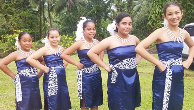 Members of the Pearls of the Pacific Dance Company,