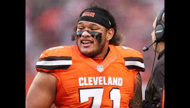 Cleveland Browns defensive tackle Danny Shelton (71) against the San Francisco 49ers during the second half of an NFL football game, Sunday, Dec. 13, 2015, in Cleveland. (AP Photo/Ron Schwane) 