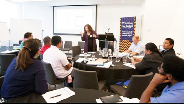 Dr Rebecca Levine running a workshop on a new mosquito app [Photo: US Consulate Auckland]