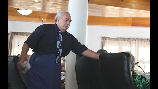 Dr. Lealofi Uiagalelei 