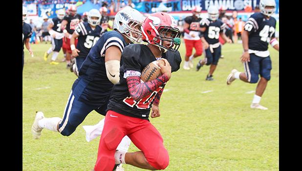 Faga’itua Vikings Scott Pese (10) is