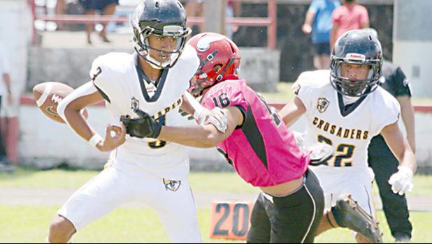 Faga’itua Viking defender forces a fumble 