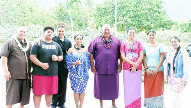 Governor with youth enrolled in Hawaii Job Corps