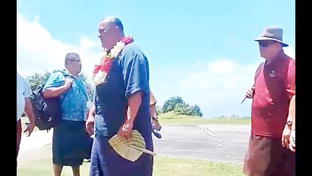 Gov. Lemanu Peleti Palepoi Sialega Mauga