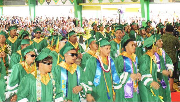 LHS 2023 graduating class