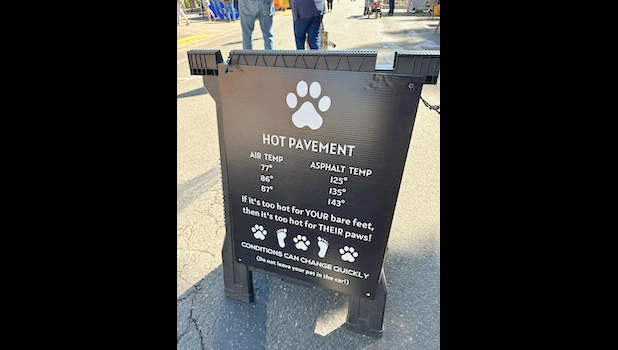 HOT PAVEMENT SIGN