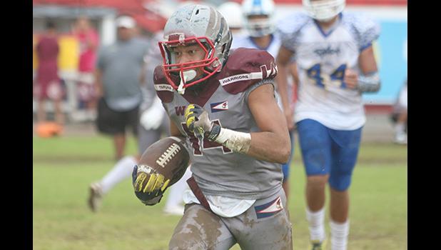 Jacob Omani taking this reverse play to the house to score a touchdown for the Warriors 