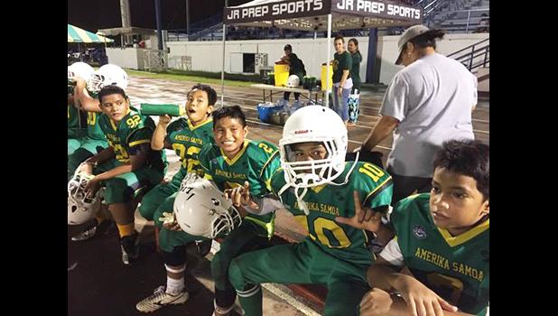 The two main players of the JPS Leone Lions Metuliki Tupou and Misa Paiau, who sidestepped and outran defenders of the JPS Nuuuli Wildcats last Thursday night which lead them to the Championship this Saturday with the score 26- 6. [photo:EM]