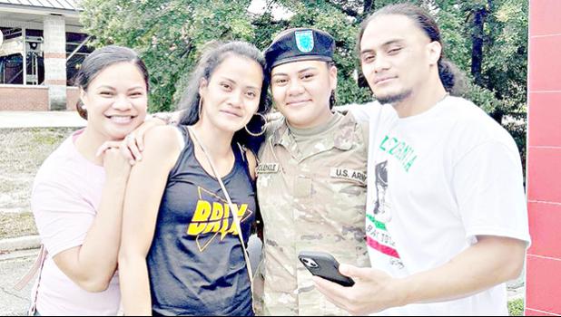 Lia’i Solomona and siblings