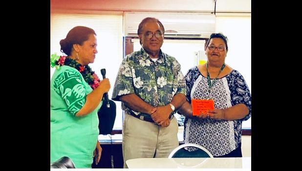 Dr. Ruth Matagi-Tofiga (far left), Faumuina John Faumuina (middle) ,Dialysis nursing director Olita Tafiti