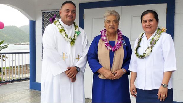 [l-r] Father Pio Afo, First Lady Cynthia Malala Moliga and Christina Fualaau