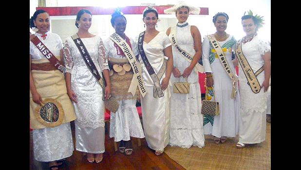 Miss Pacific Islands along with the 2018 contestants