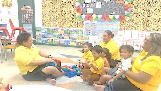 Mt Alava elementary school kids and teachers