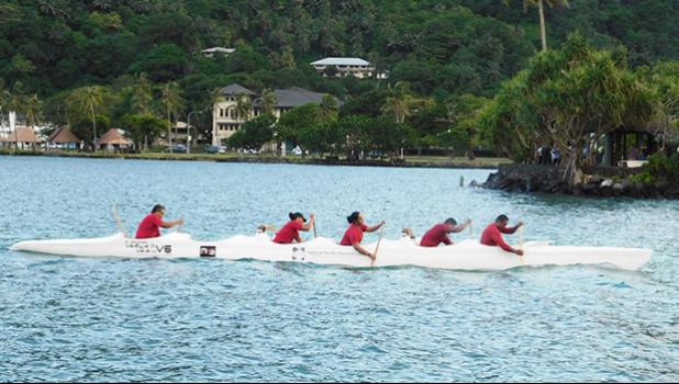 Alo O Samoa club took first place at the first Harbor Classic V6 outrigger race in American Samoa at the Sadie’s By the Sea Beach last Friday. Alo O Samoa only had 5 paddlers but was able to take the win with great teamwork effort, according to their captain, who steered their boat.  [Photo: Ese Malala]