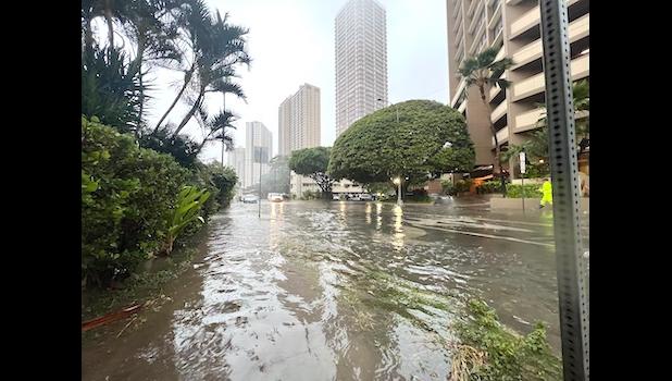 Honolulu flood waters