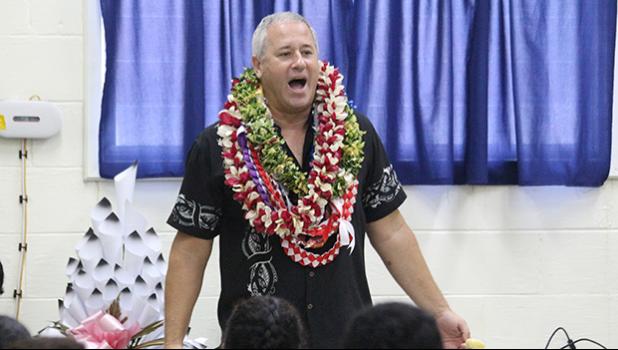 Orphaned Starfish Foundation founder Andy Stein speaking to the students of DYWA’s Summer Youth Computer Program as he and his wife Dilia kept their promise made over two years ago when they were here with the Troy & Theodora Polamalu Foundation — to return to American Samoa and maintain the computer vocational training center they brought to the territory.  [photo: TG]