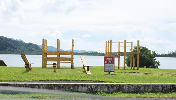 Sign at Lions Park saying Park Closed