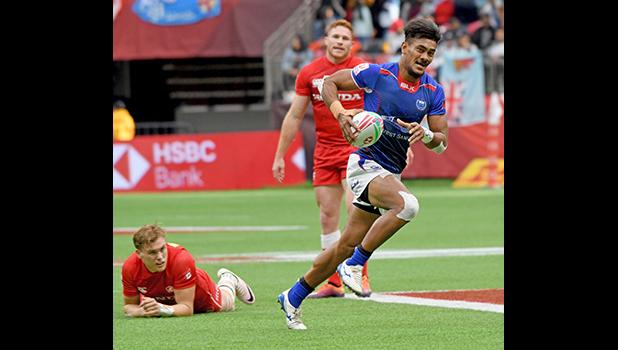 Joe Perez scores Manu Samoa’s last try