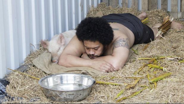 Kalisolaite 'Uhila - Performance artist 
