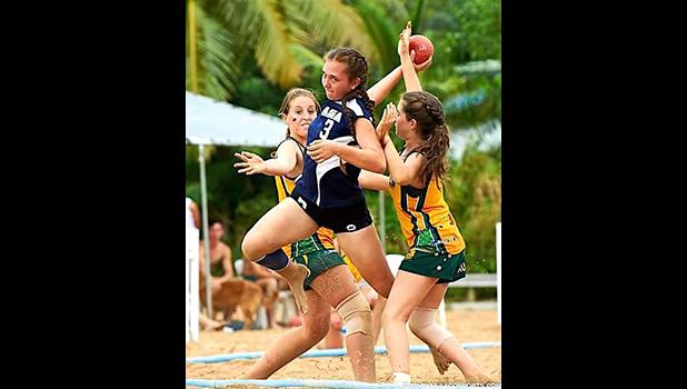 Stephanie Floor won Best Jr. Female Athlete of 2017 of American Samoa award, selected by the ASNOC Awards Committee and presented during the 2017 ASNOC Awards Gala.  [Courtesy photo]
