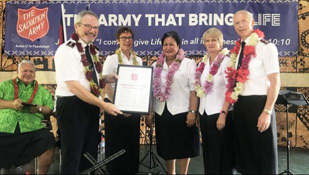 Samoa's prime minister, Tuila'epa Sa'ilele Malielegaoi welcomes Salvation Army delegation