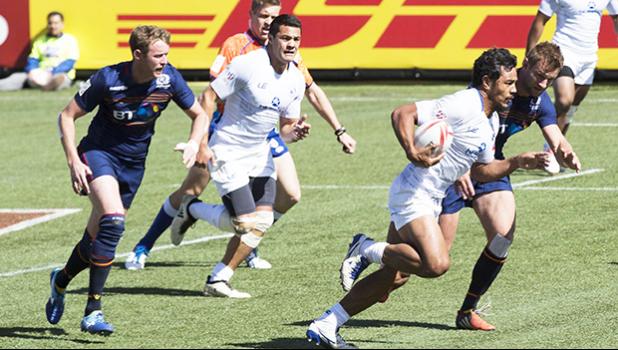 Samoa-Scotland linout— Tila Mealoi, Danny Kaye, Ropati  [photo: Joe Hamby]